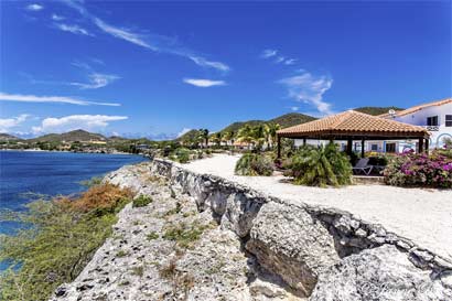 Seawall at Marazul Dive Resort